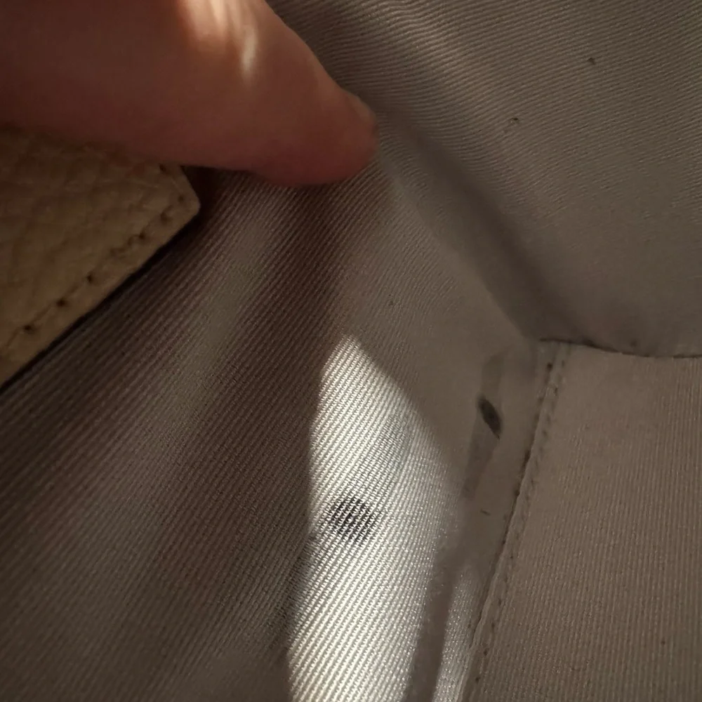 Marc Jacobs Small Leather Tote - Picture 8 of 13